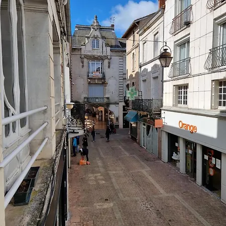 Stelina Haussmann - 1 Avec Balcon - Hypercentre