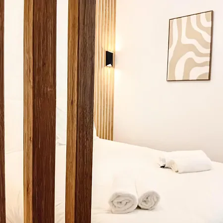 Stelina Haussmann - Appart 1 Chambre Avec Balcon - Hypercentre Lejlighed