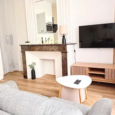 Stelina Haussmann - 1 Avec Balcon - Hypercentre アパート ヴィルヌーヴ・シュル・ロット
