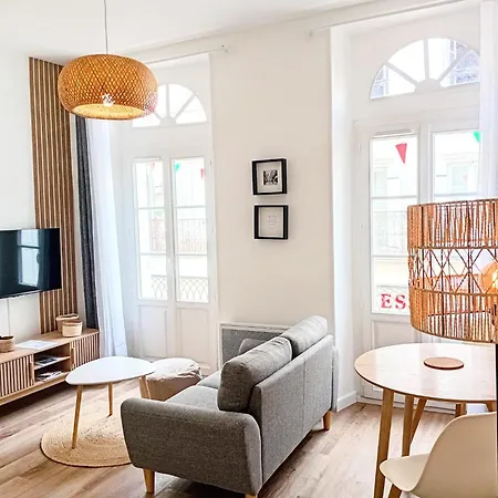 Stelina Haussmann - 1 Avec Balcon - Hypercentre アパート ヴィルヌーヴ・シュル・ロット